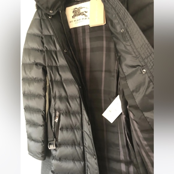 Brand NEW Burberry London Abbeydale Down Puffer Coat with Fur Hood size M - Picture 4 of 14